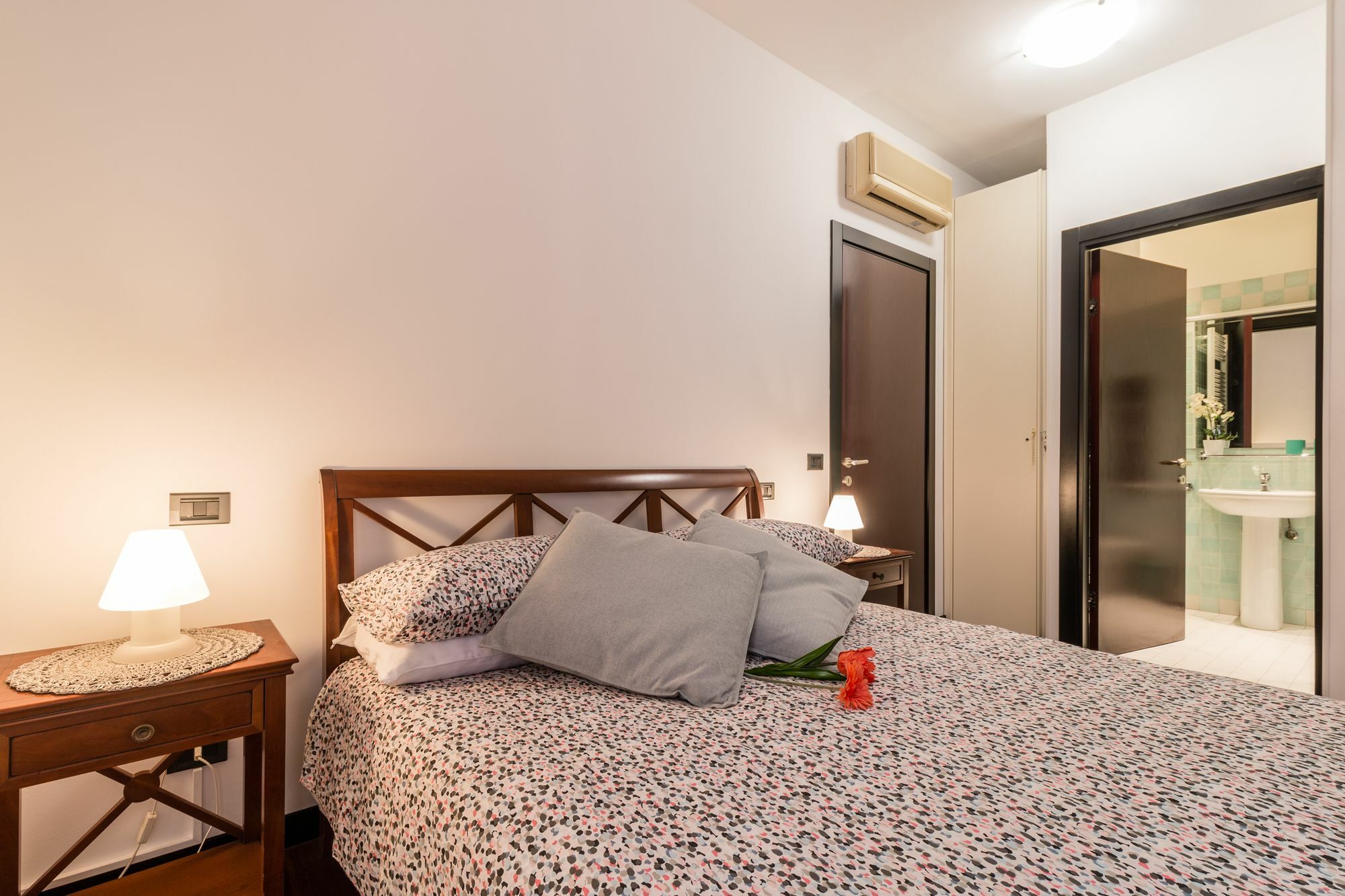 Luca'S House Apartment เตรวิโซ ภายนอก รูปภาพ